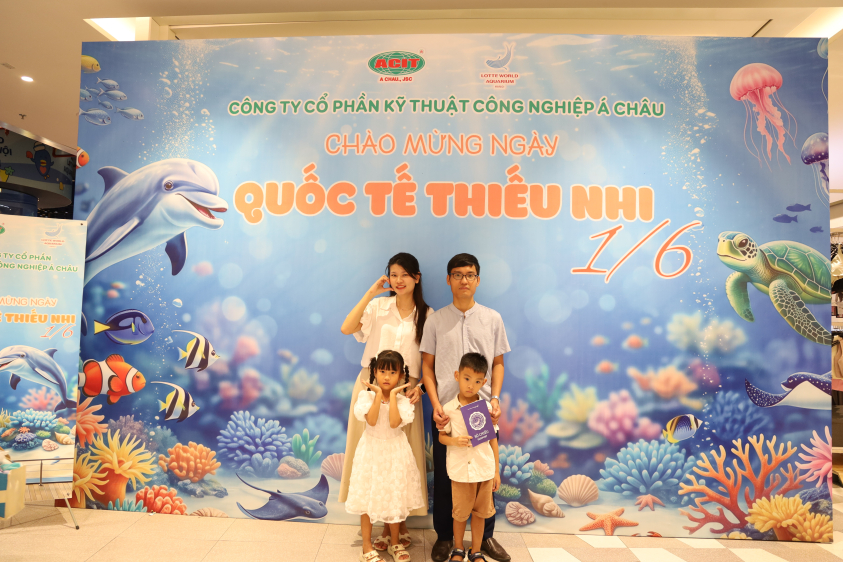 ACIT tổ chức chương trình tham quan thủy cung Lotte Mall Tây Hồ  cho con em CBCNV nhân dịp 1/6